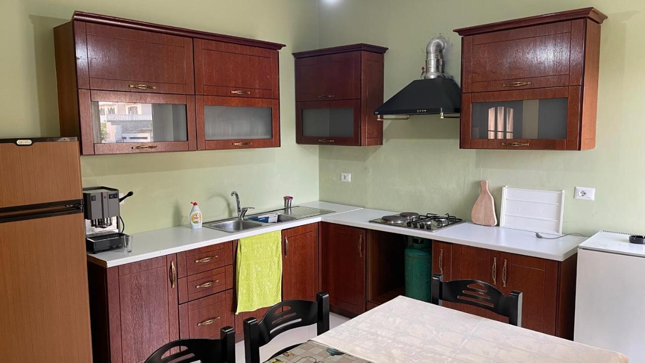 Azure Apartments By Kondo Stays Vlorë 외부 사진